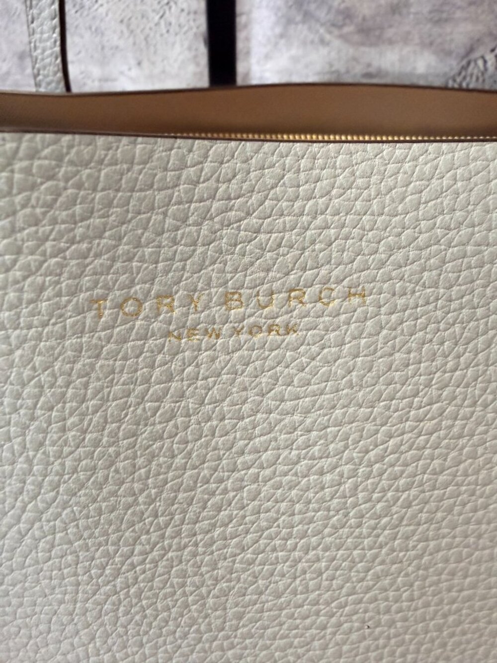 Tory Burch Perry triple-compartment tote - feather gray - Picture 2 of 12